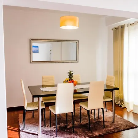 Modern & Spacious Sea View Flat For Lovely Vacation Canico (Madeira)