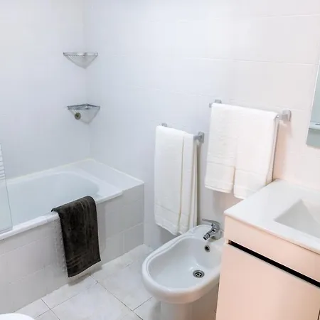 Modern & Spacious Sea View Flat For Lovely Vacation Apartment